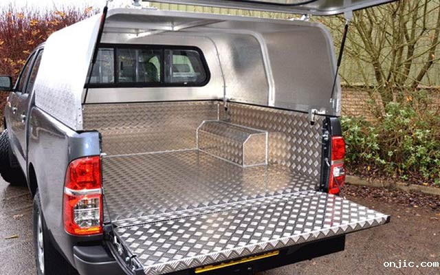 新利18是什么平台5052花纹铝板品质优越 新利18是什么平台5052花纹铝板品质优越