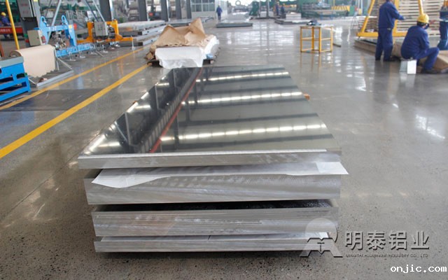 精明贸易商的选择新利18是什么平台铝板供应商 精明贸易商的选择新利18是什么平台铝板供应商