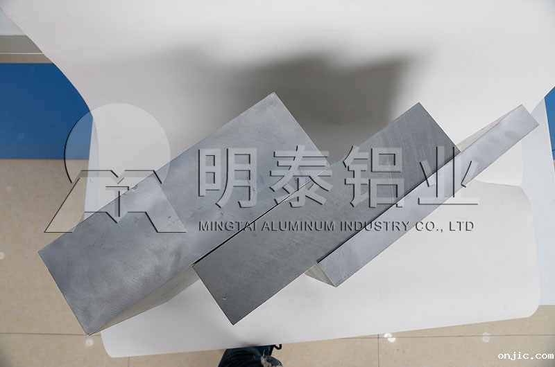 河南铝板厂家_汽车顶板用5083铝板价格多少 河南铝板厂家_汽车顶板用5083铝板价格多少