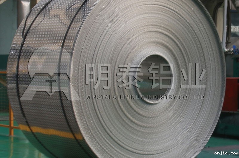 3条筋花纹铝板价格多少_消防车防滑板花纹铝板规格 3条筋花纹铝板价格多少_消防车防滑板花纹铝板规格