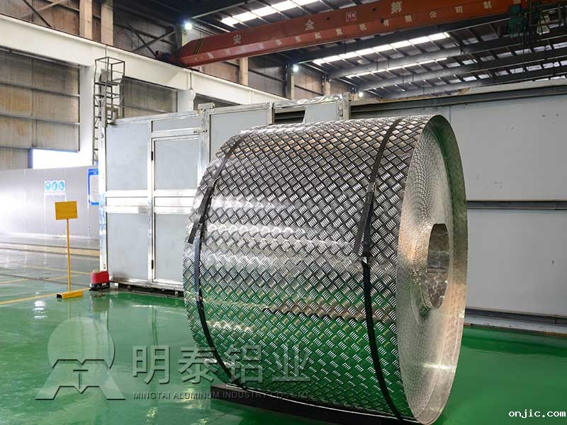 5052花纹铝板厂家-五条筋防滑花纹铝板价格多少 5052花纹铝板厂家-五条筋防滑花纹铝板价格多少