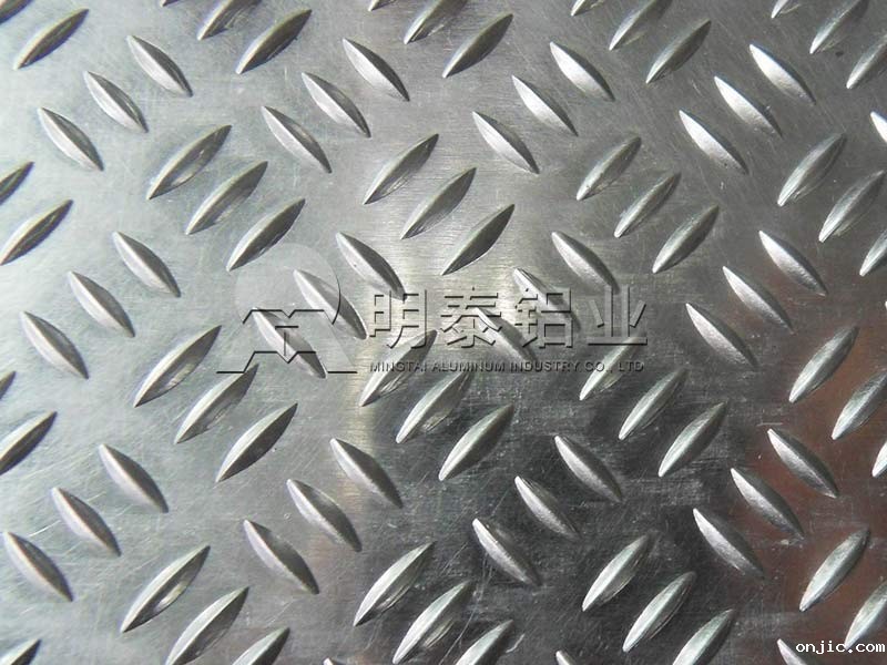 冷库地板防滑用3003花纹铝板-三条筋/五条筋任意选择 冷库地板防滑用3003花纹铝板-三条筋/五条筋任意选择