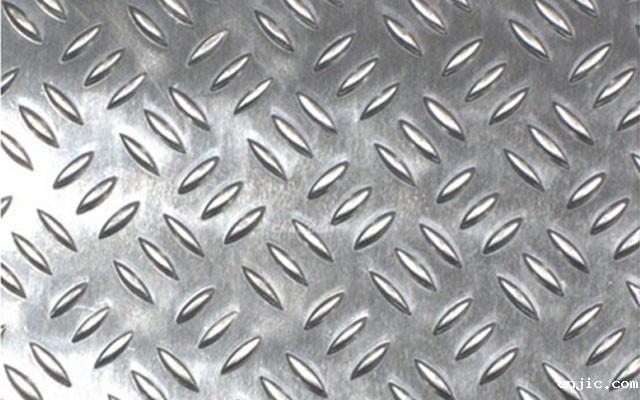 河南三条筋花纹铝板厂家_价格 河南三条筋花纹铝板厂家_价格
