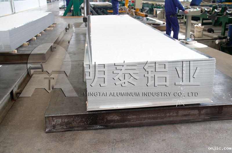 散热片|瓶盖|印刷板用1100铝板_郑州1100铝板生产厂家给您贴心价格 散热片|瓶盖|印刷板用1100铝板_郑州1100铝板生产厂家给您贴心价格