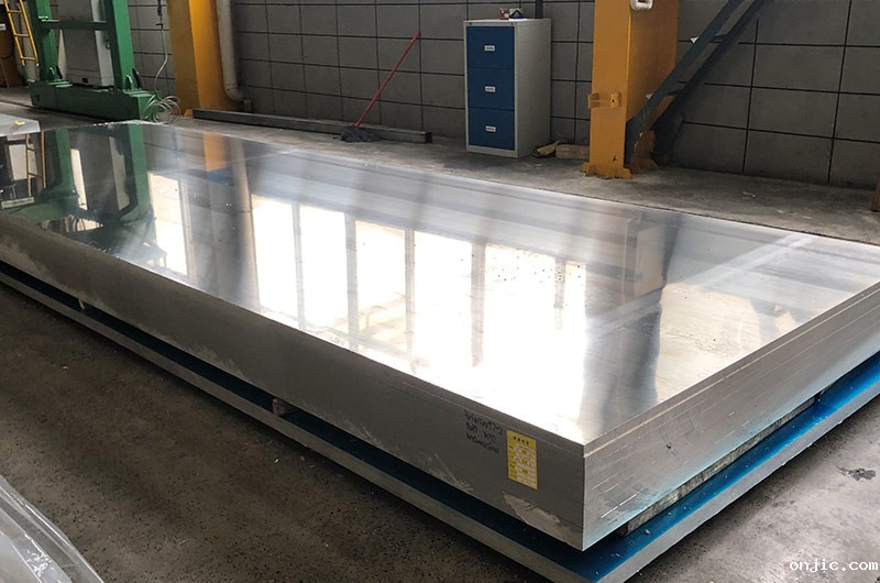 河南新利18是什么平台模具铝板原材料5052铝板、6061铝板 河南新利18是什么平台模具铝板原材料5052铝板、6061铝板