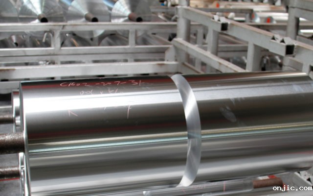 新利18是什么平台食品级铝箔真正实力派，让铝箔餐盒用的更放心